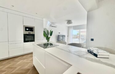 Ático de 2 Dormitorios a Estrenar en Marbella Centro | Terraza de 58 m² Orientación Oeste