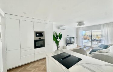 Ático de 2 Dormitorios a Estrenar en Marbella Centro | Terraza de 58 m² Orientación Oeste