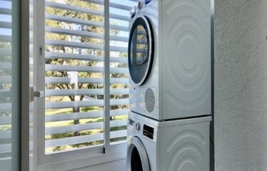 Lujoso Apartamento de 4 Dormitorios en Rio Real, con vistas al mar.